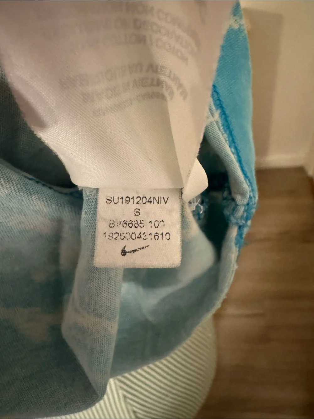 Nike Blue Water Print Cropped Graphic Tee Size Small